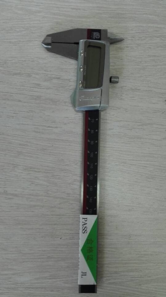 游标卡尺